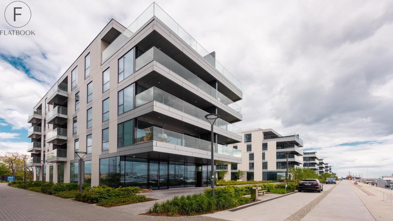 Flatbook - City Center Apartments Yacht Park Gdynia Bagian luar foto